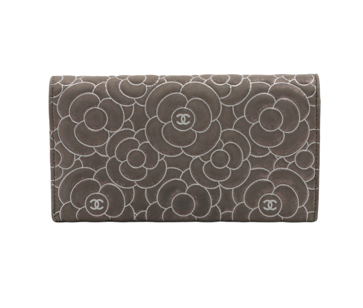 Chanel Metallic Charcoal Gray Camellia Continental Wallet