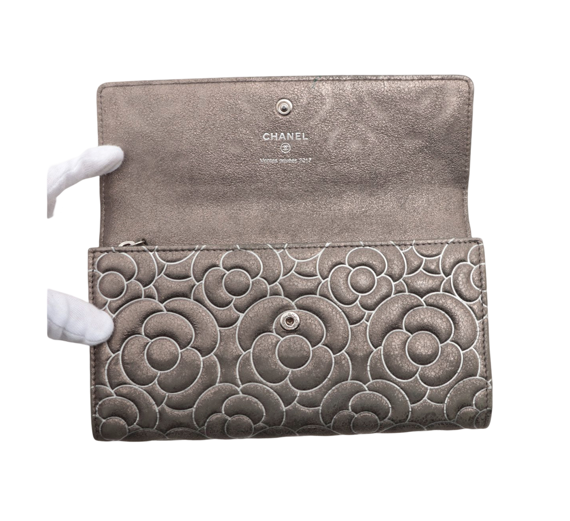 Chanel Metallic Charcoal Gray Camellia Continental Wallet